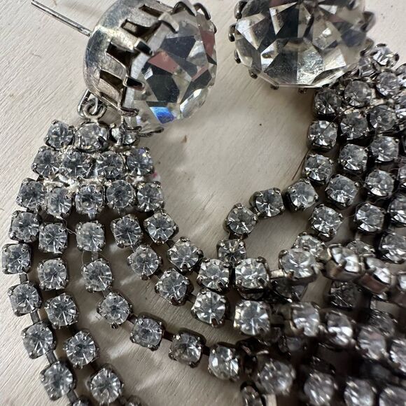 Vintage Old Hollywood Clear Rhinestone Earrings - Picture 3 of 6